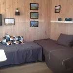 & Campingplads *